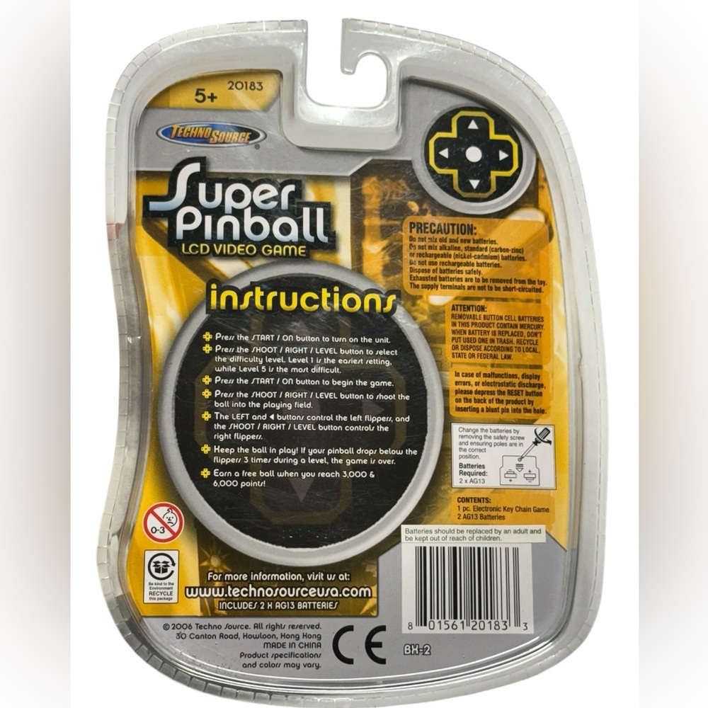 Techno Source Super Pinball‎ LCD Video Game Handheld Key Chain 2006 Unopened - Picture 2 of 7
